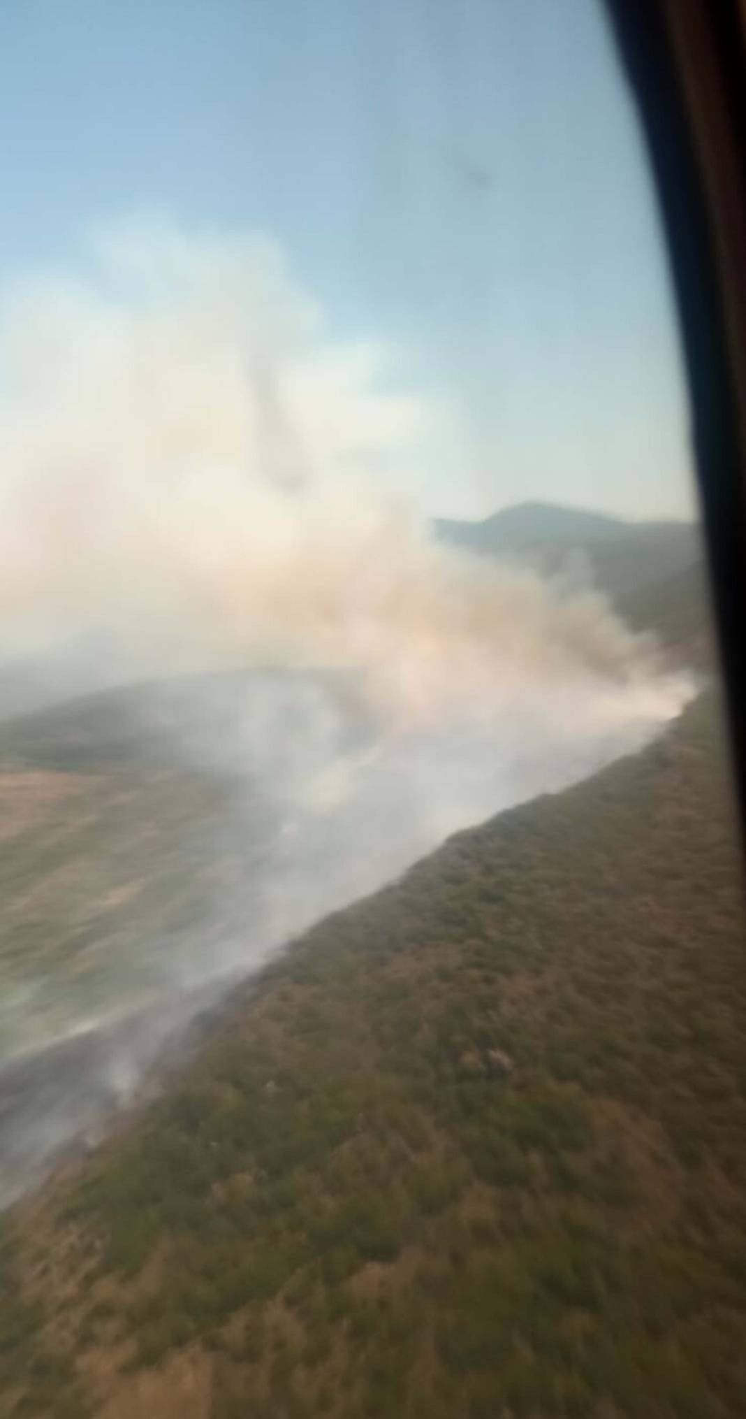 İzmir'deki orman yangını söndürüldü - Resim: 13